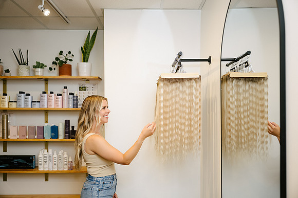 Golden-Wave-Salon-1538