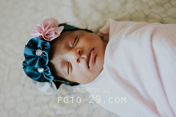 newborn-8999