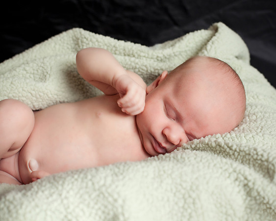 alayna1month-9588