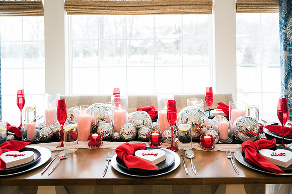 Valentines-Day-Tablescape-2930