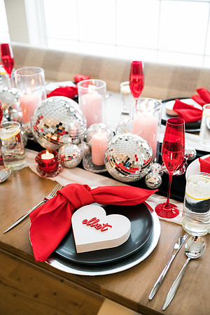 Valentines-Day-Tablescape-2934