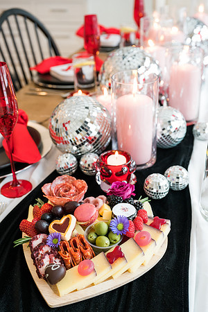 Valentines-Day-Tablescape-2940