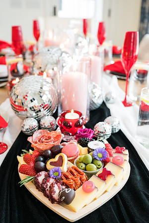 Valentines-Day-Tablescape-2939