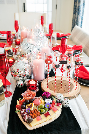 Valentines-Day-Tablescape-2943