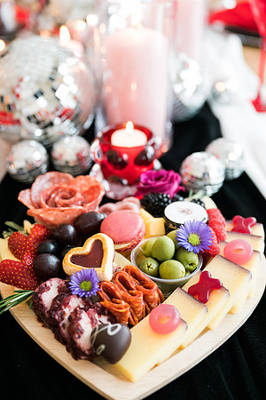 Valentines-Day-Tablescape-2938