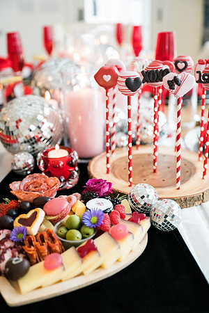 Valentines-Day-Tablescape-2946