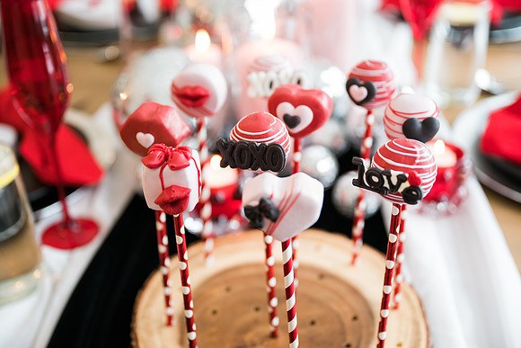 Valentines-Day-Tablescape-2951
