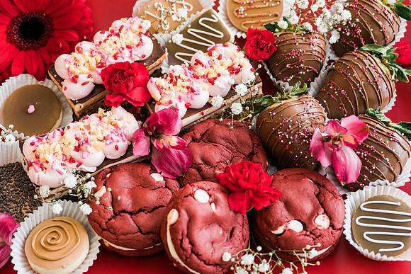 Valentines-Day-Tablescape-2959