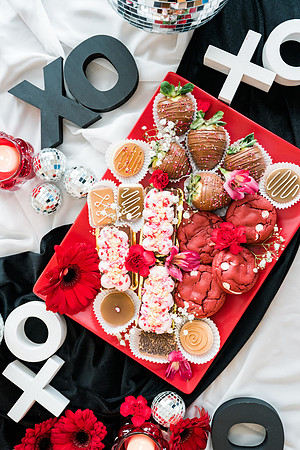 Valentines-Day-Tablescape-2993