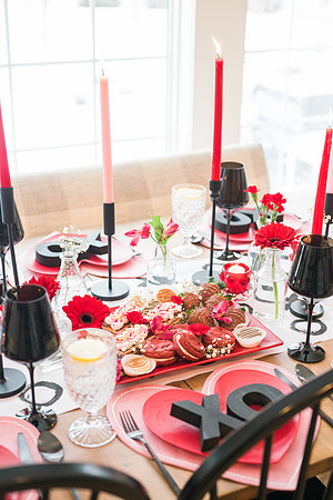 Valentines-Day-Table-Setting-2805