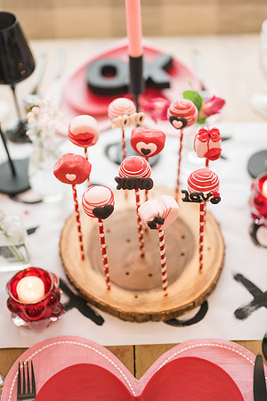Valentines-Day-Table-Setting-2782