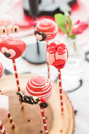 Valentines-Day-Table-Setting-2778