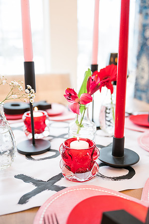 Valentines-Day-Table-Setting-2728