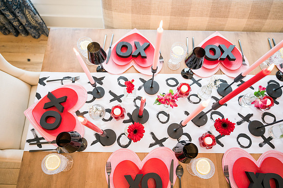Valentines-Day-Table-Setting-2723