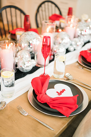 Valentines-Day-Table-Setting-2906