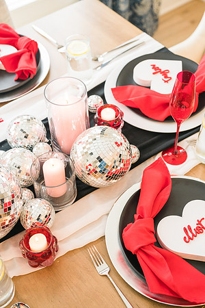 Valentines-Day-Table-Setting-2895