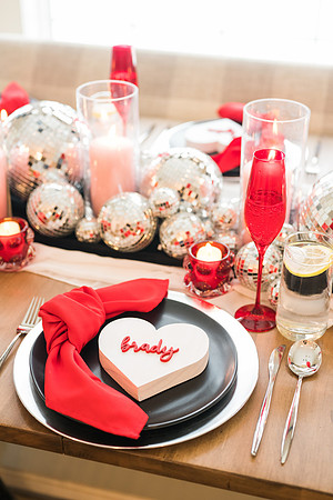 Valentines-Day-Table-Setting-2888
