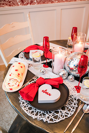 Valentines-Day-Table-Setting-2867
