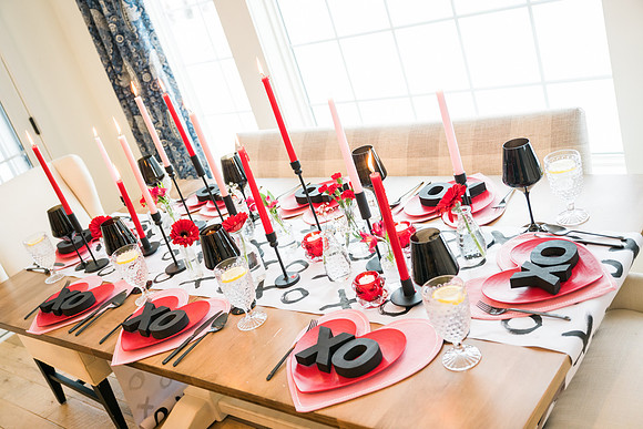 Valentines-Day-Table-Setting-2828