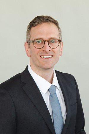 Steven-Jones-9897