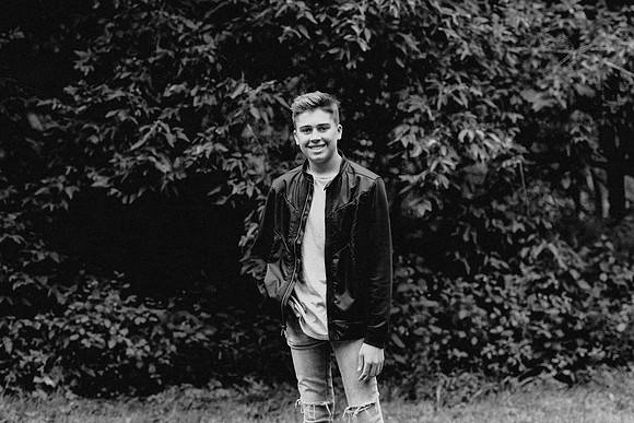 Adam-0085-2