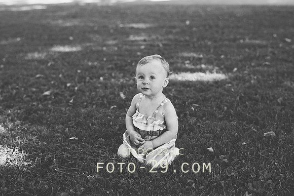 ClaireBW-1380