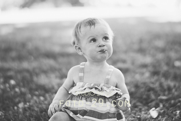 ClaireBW-1440
