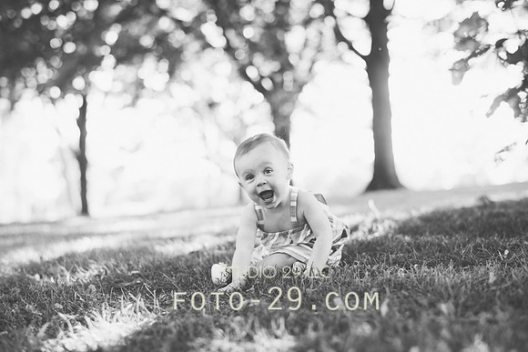 ClaireBW-1295