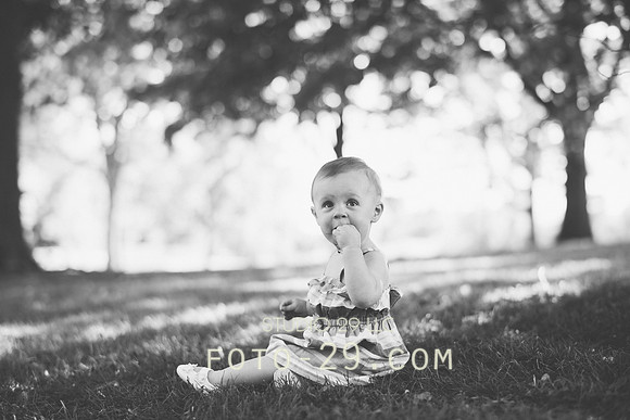 ClaireBW-1273