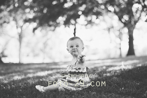 ClaireBW-1274