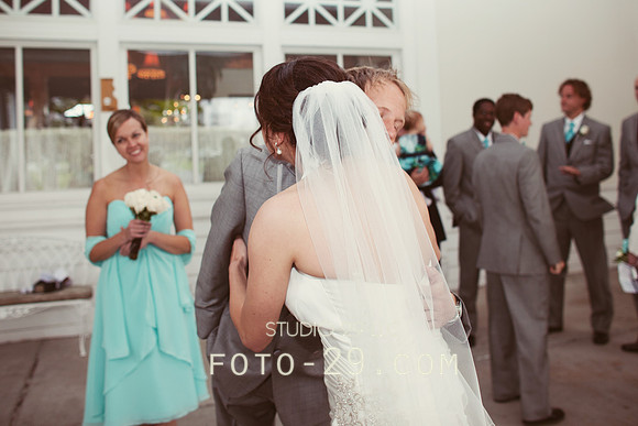 TariRobWedd2012-3545