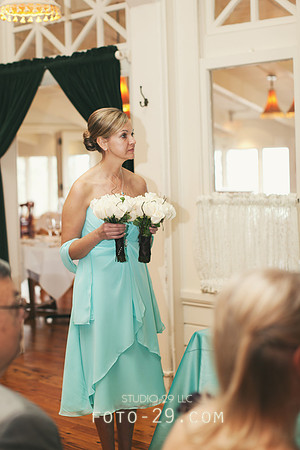 TariRobWedd2012-3465