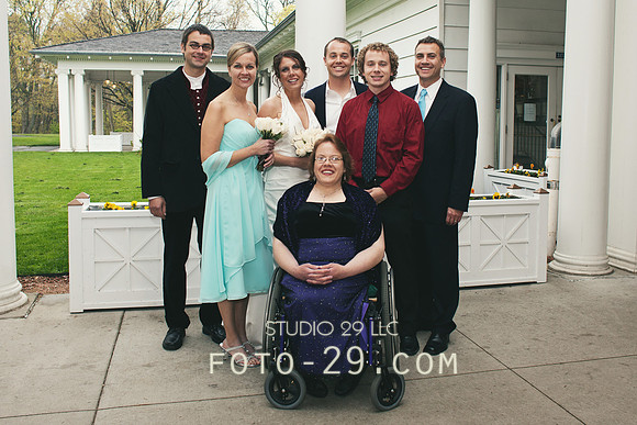 TariRobWedd2012-3589