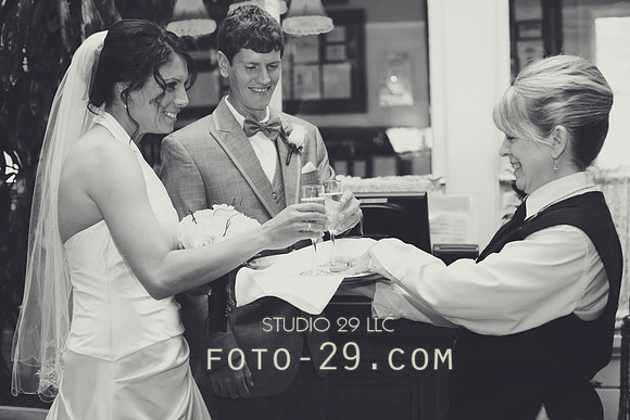 TariRobWedd2012-3499a