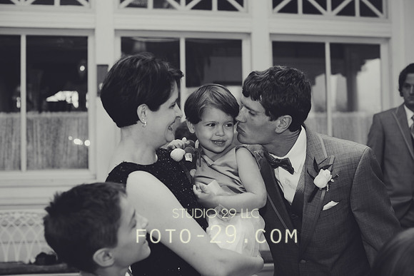 TariRobWedd2012-3555