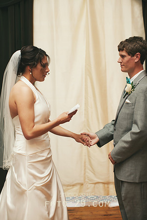 TariRobWedd2012-3446