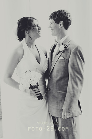 TariRobWedd2012-3516bw