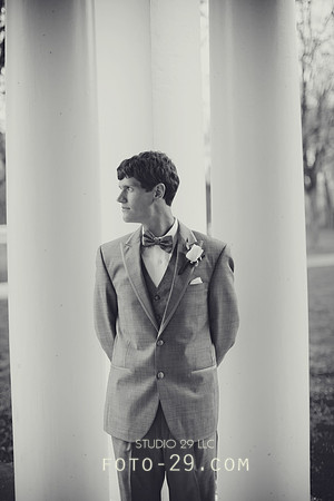 TariRobWedd2012-3293bw