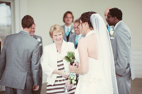 TariRobWedd2012-3554