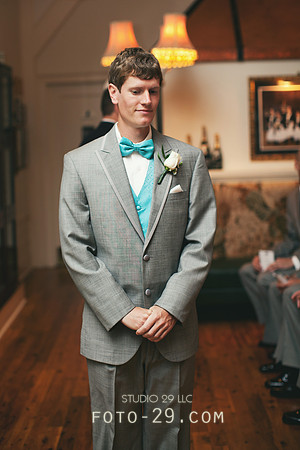 TariRobWedd2012-3364