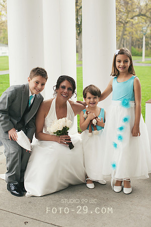 TariRobWedd2012-3559