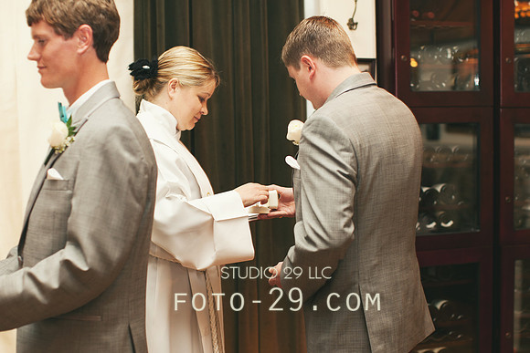 TariRobWedd2012-3451