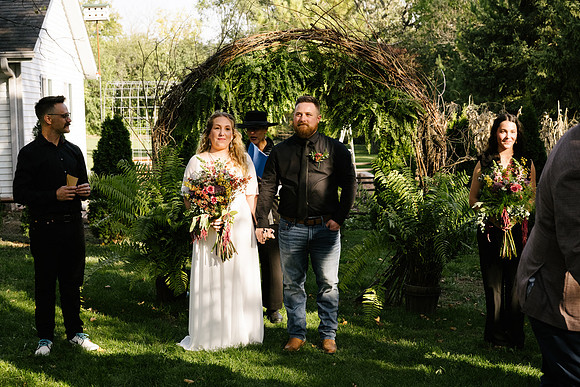 AM-256