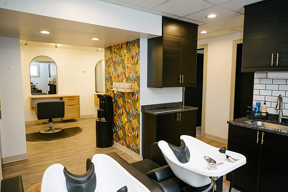 Golden-Wave-Salon-1518