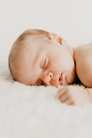 Everly-7476