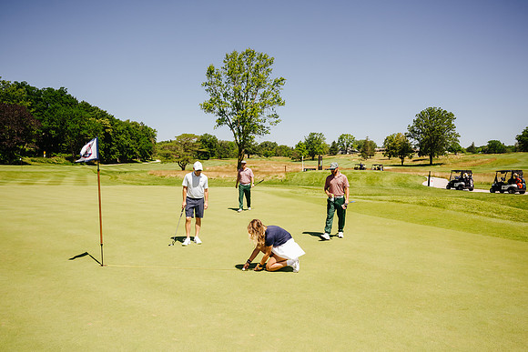 BarstoolClassicWI24-175