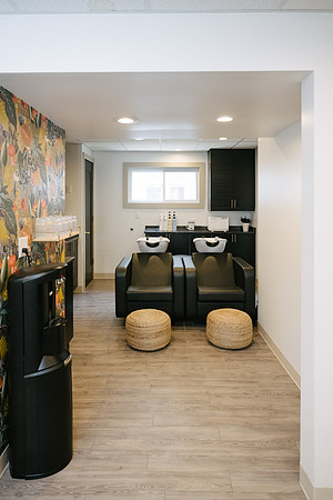 Golden-Wave-Salon-1521