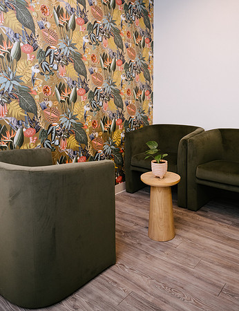 Golden-Wave-Salon-1482