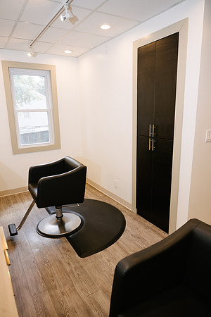 Golden-Wave-Salon-1463