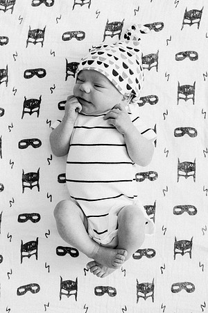 Charlie-Newborn-9237